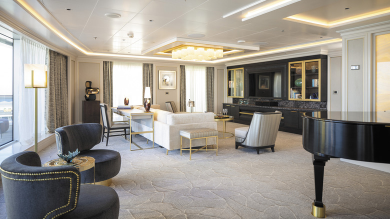 Living room in the Regent Suite on the Seven Seas Splendor ship