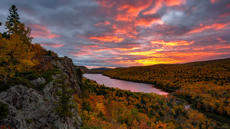 sunset over lake of the clouds