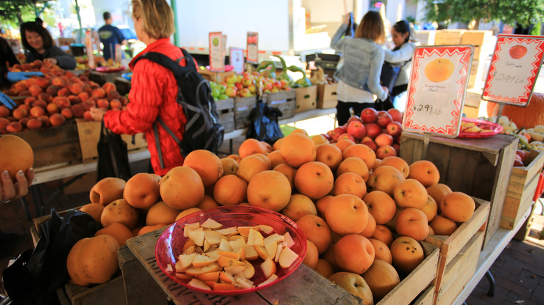 Fresh oranges at a farmer's market in Washington, D.C.