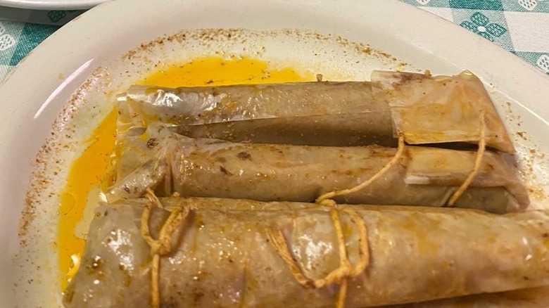 Plate of hot tamales at Doe's Eat Place in Greenville, Mississippi