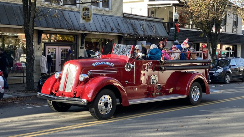 Milford Ohio parade with firetruck
