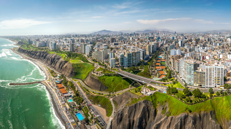 Malecón de Miraflores - Lima, Peru