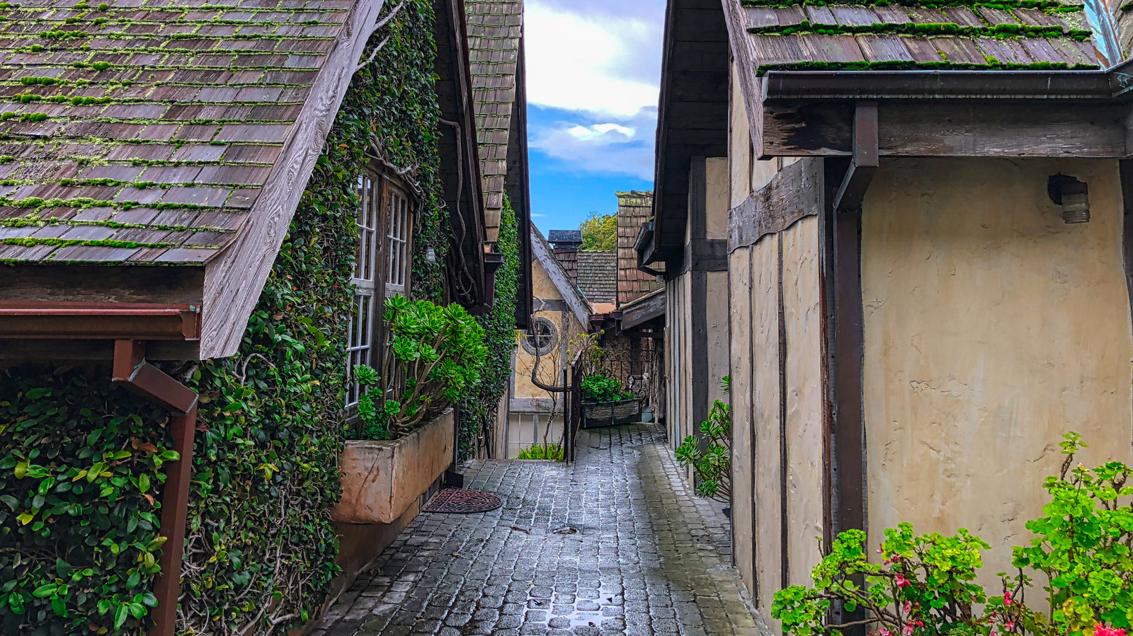 This Quaint Destination With Fairytale Beauty Was Crowned California's Prettiest Town