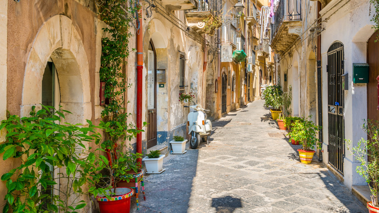 Picturesque street in Ortigia, Syracuse's old town, in Sicily