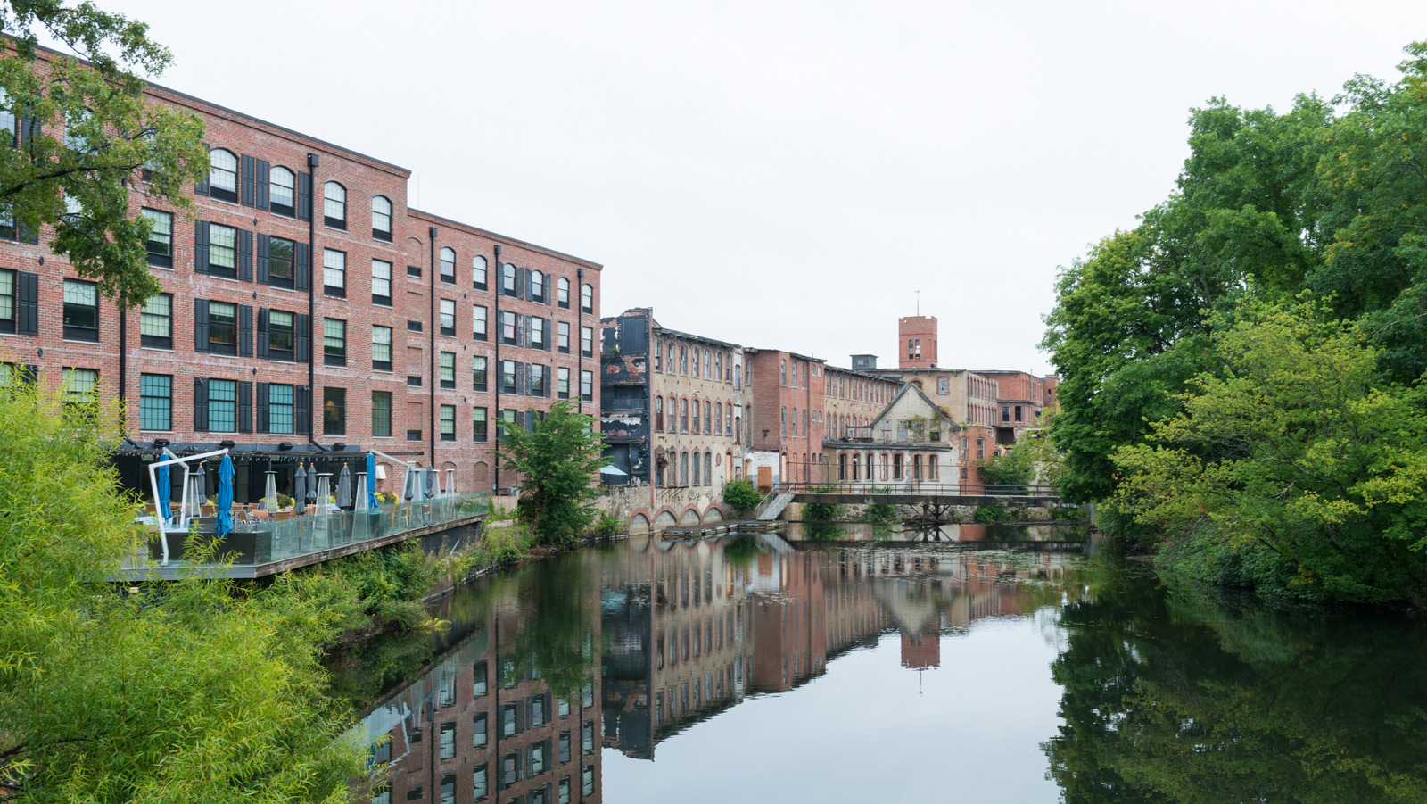 This Rhode Island Coastal Town Offers Affordable Retirement, Scenic(01)