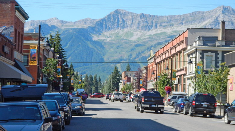 The main street in Fernie with the Rocky Mountains behind