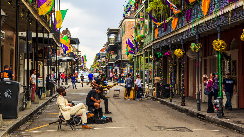 Jazz preformers in New Orleans French Quarter, Louisiana, US