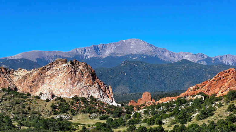 Pikes Peak lords over Garden of the Gods