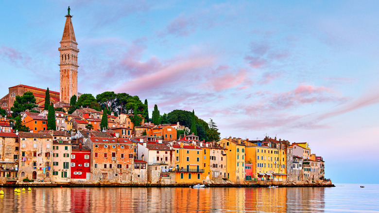 Rovinj coast pink clouds