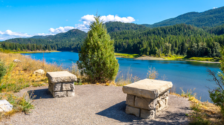 Overview of the Pend Oreille River