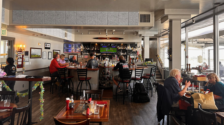 People dining at Woody's at the Airport at Monterey Regional Airport