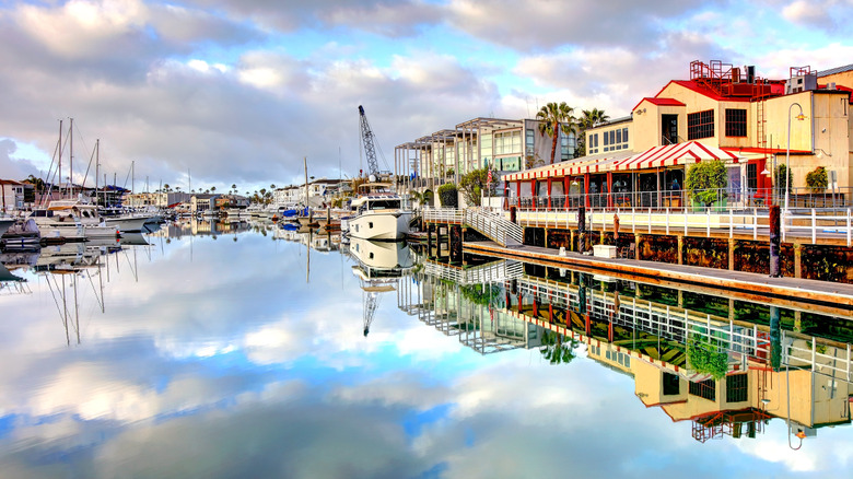 Outdoor patio restaurant on the water in Newport Beach, California