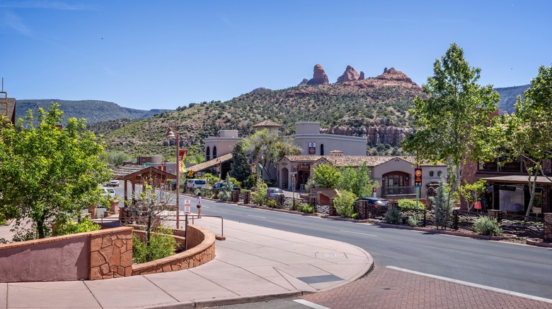 Calm, sunny day in Uptown Sedona, Arizona,.