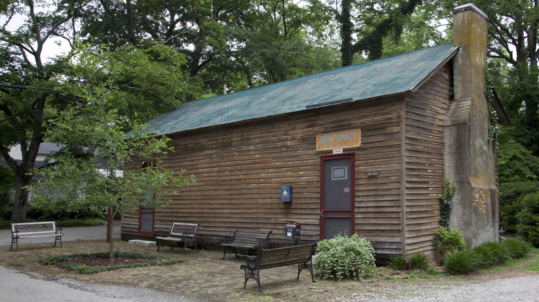 Mooresville, Alabama's old post office