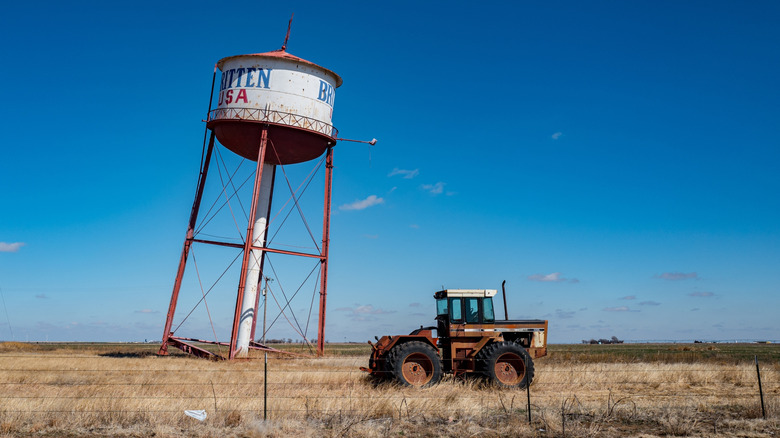 Leaning water tower, Groom, Texas
