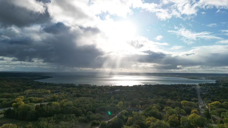 The sun shining over Lake Minnewaska