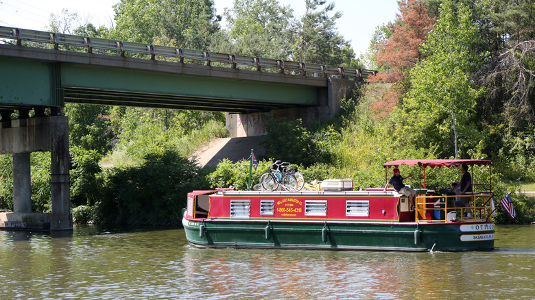 A charter boat with vacationers on the Erie Canal in Upstate New York