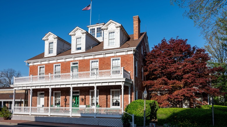 Old hotel in in Sainte Genevieve, Missouri