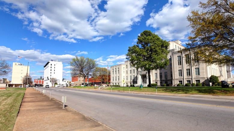 Business-lined street in Fort Smith, Arkansas