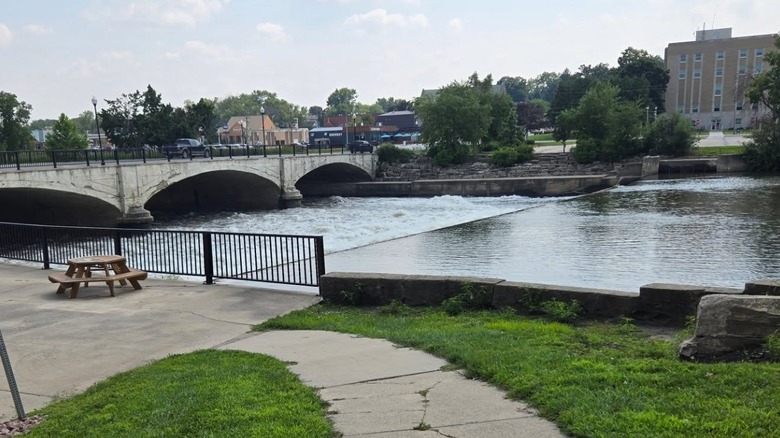 Cedar River in Charles City