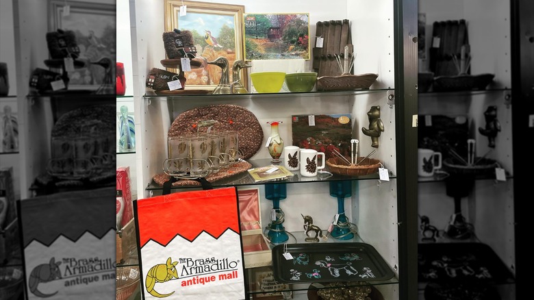 The ﻿Brass Armadillo Antique Mall﻿