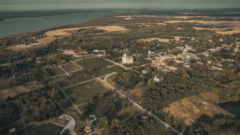 Aerial view of Nauvoo with the Mississippi River