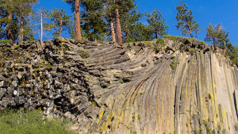 rock formation devils postpile