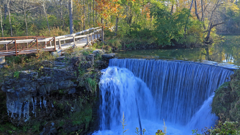 Cedar Cliff Falls in Indian Mound Reserve