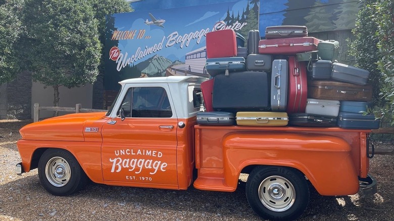 Unclaimed Baggage truck hauls old luggage