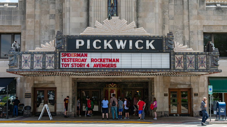 People gathering outside The Pickwick Theater in Park Ridge, Illinois