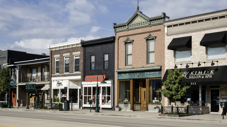 Main street view in Downtown Rochester, Michigan