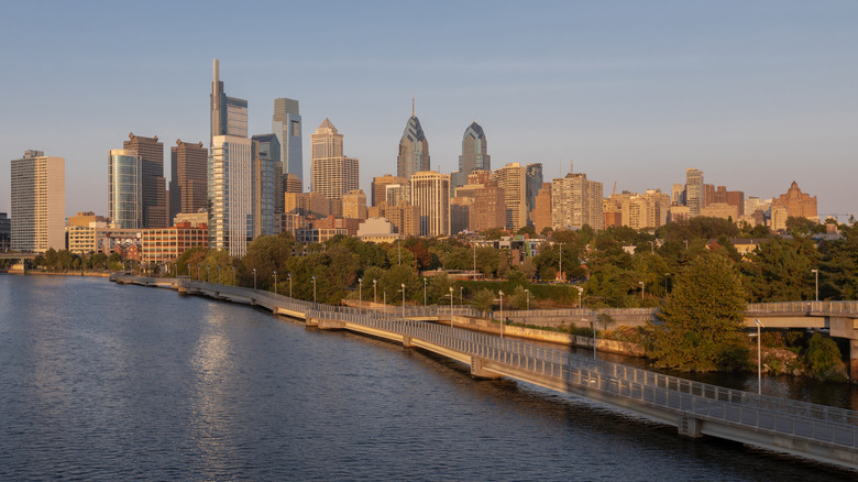 Philadelphia downtown skyline with a view of the Schuylkill River