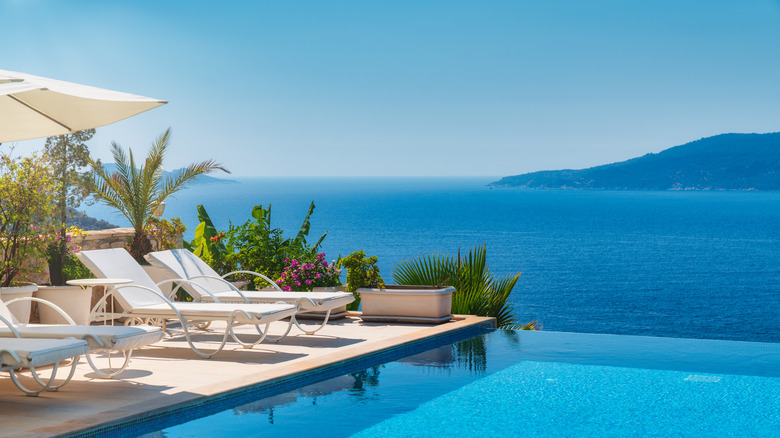 Backyard with an infinity pool