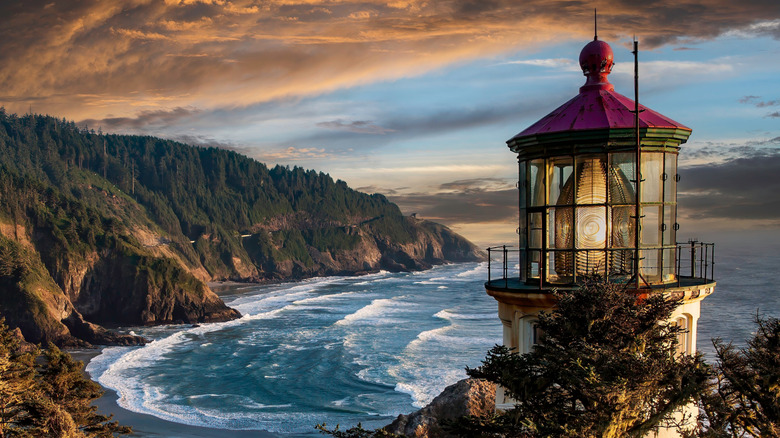 Heceta lighthouse near Florence on Southern Oregon Coast