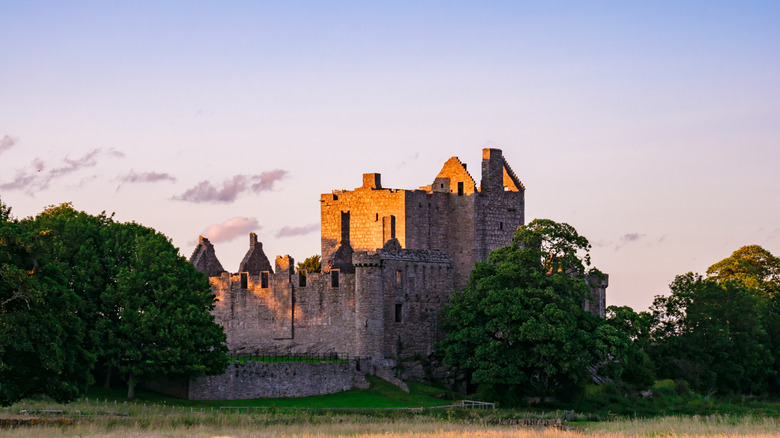 Craigmillar Castle in Edinburgh at sunset