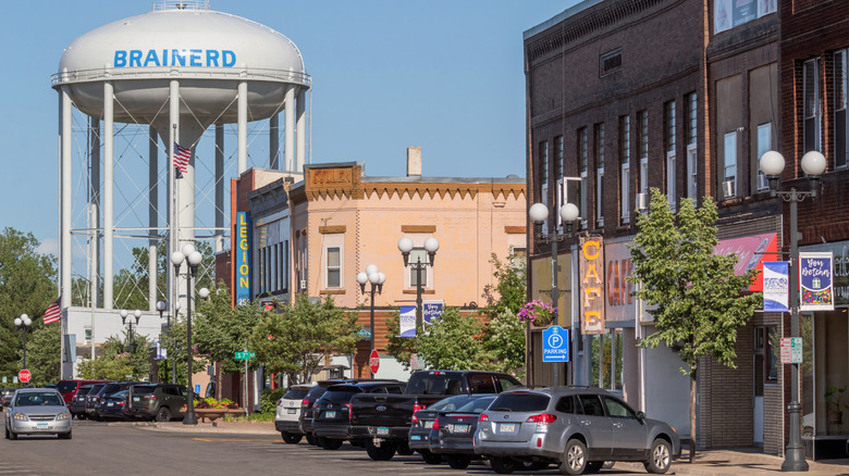 Restaurants and shops in Brainerd, MN