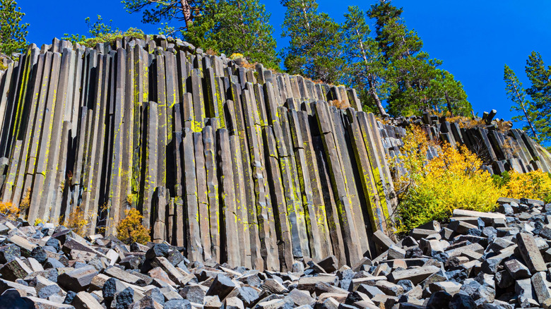 Devils Postpile basalt formation columns piles of rocks from below