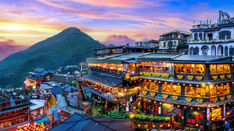 Jiufen at twilight