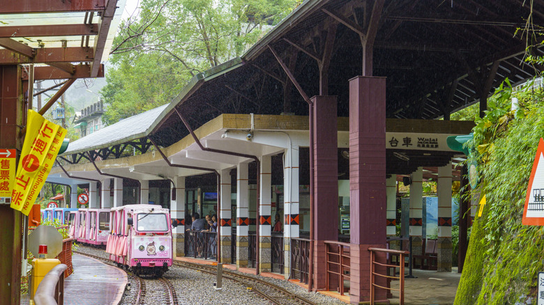 The Wulai Scenic Train arriving at Wulai Station