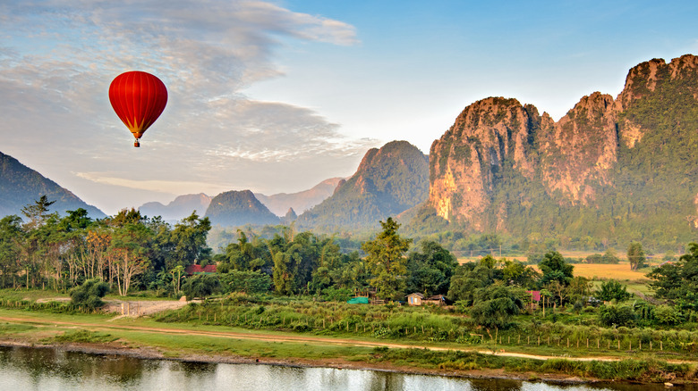 Balloon over Vang Vieng