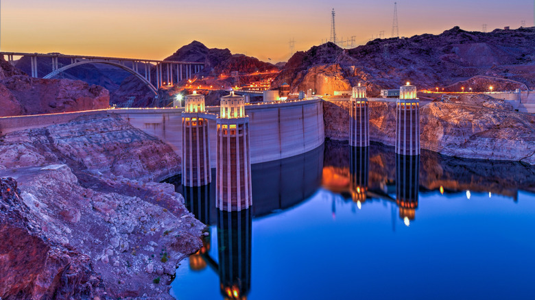 Hoover Dam calm water at sunset