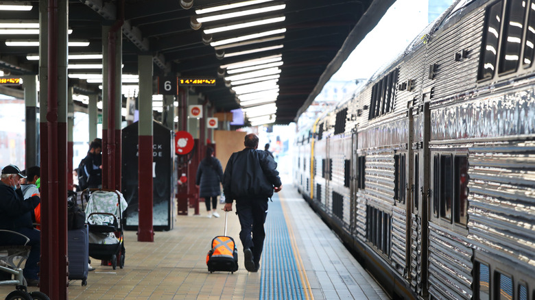 People boarding a train in Central Station, Sydney