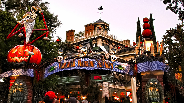 Exterior view of Disneyland's Haunted Mansion ride with its Nightmare Before Christmas holiday overlay