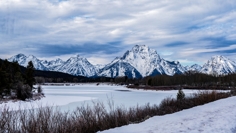 Oxbow Bend and Mount Moran in Grand Teton National Park in winter