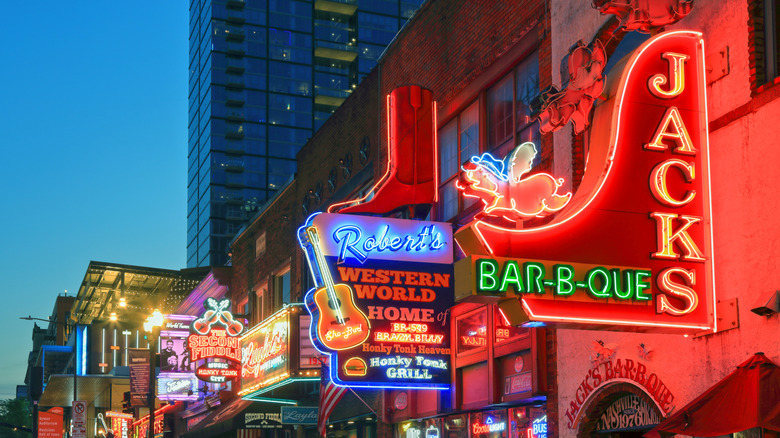 Honky Tonk Highway with Roberts' Western World in view