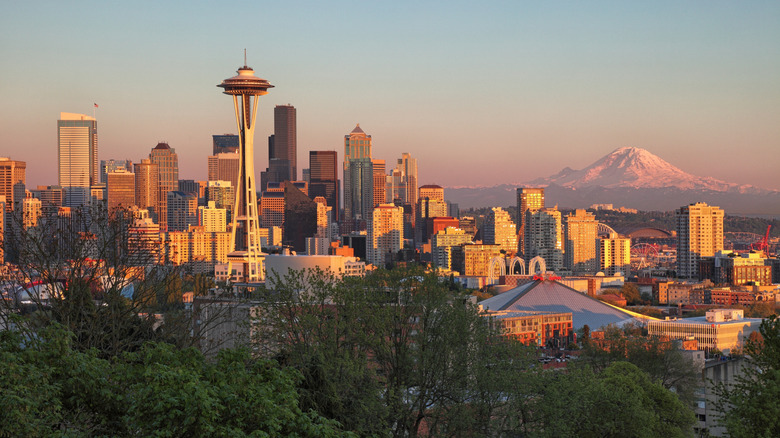 Seattle skyline and Mount Rainier at sunset