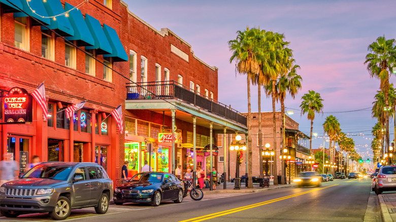 Ybor City, Tampa at sunset