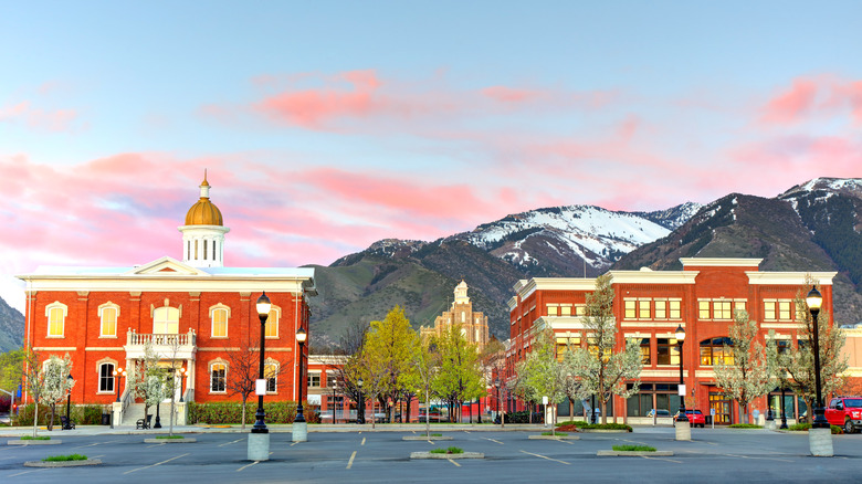 Mountains serving as the backdrop to the city of Logan in Utah