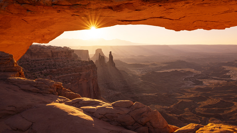 Canyonlands utah at sunset