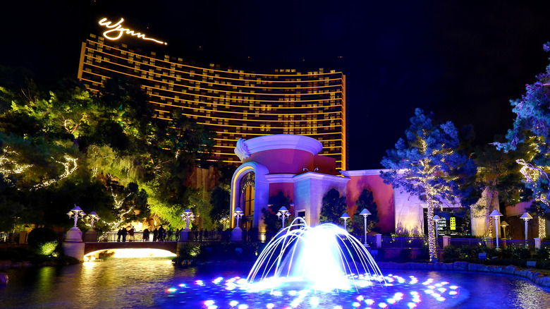 Colorful water fountain in front of the Wynn Hotel Las Vegas